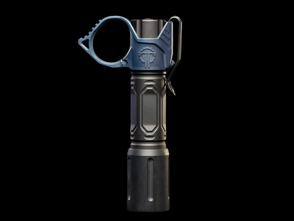 SwitchBack 3.0 Deep Carry in Blue on a black flashlight